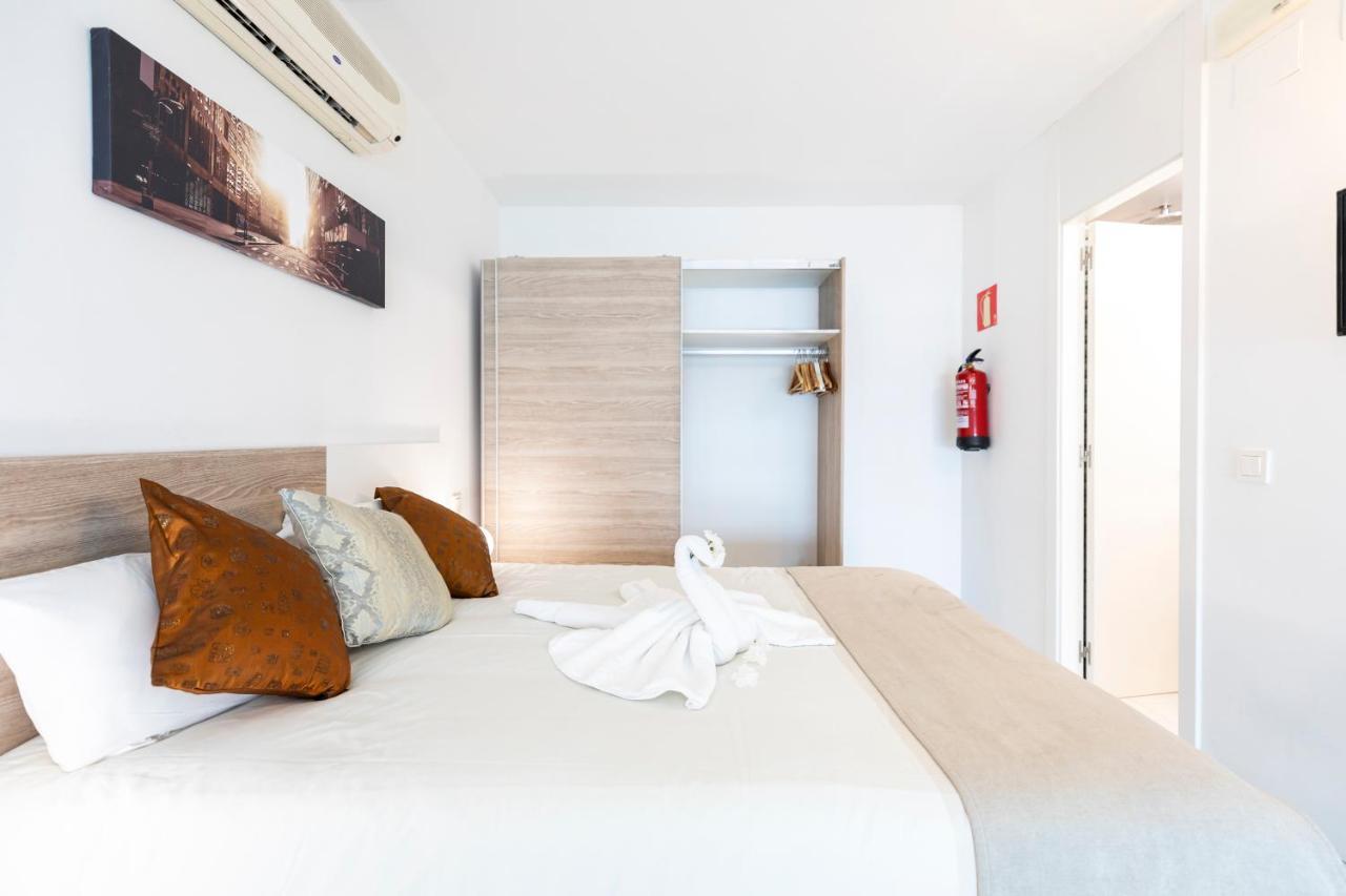 Oshun Sanchinarro Apartment Madrid Bagian luar foto