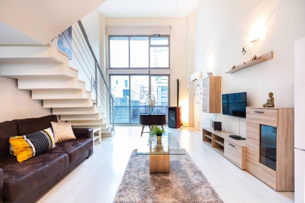 Oshun Sanchinarro Apartment Madrid Bagian luar foto