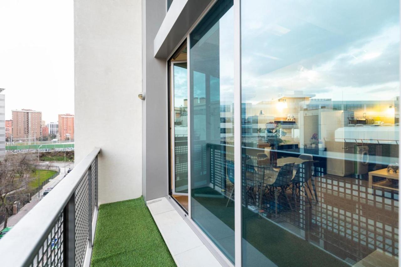Oshun Sanchinarro Apartment Madrid Bagian luar foto