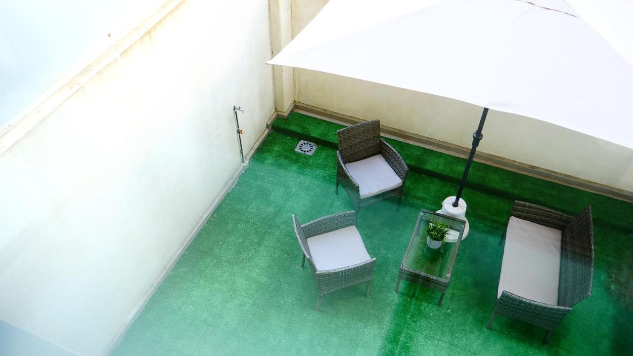 Oshun Sanchinarro Apartment Madrid Bagian luar foto