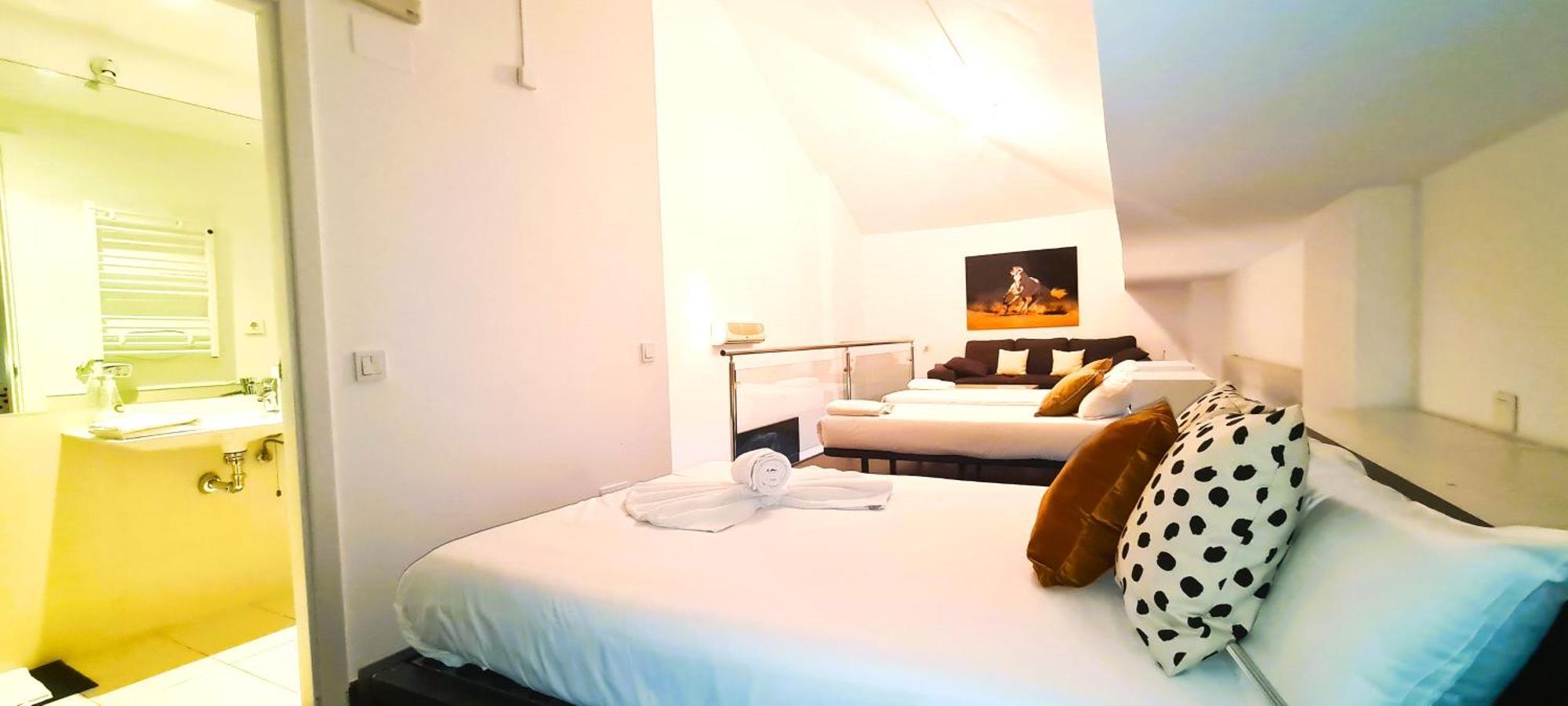 Oshun Sanchinarro Apartment Madrid Bagian luar foto
