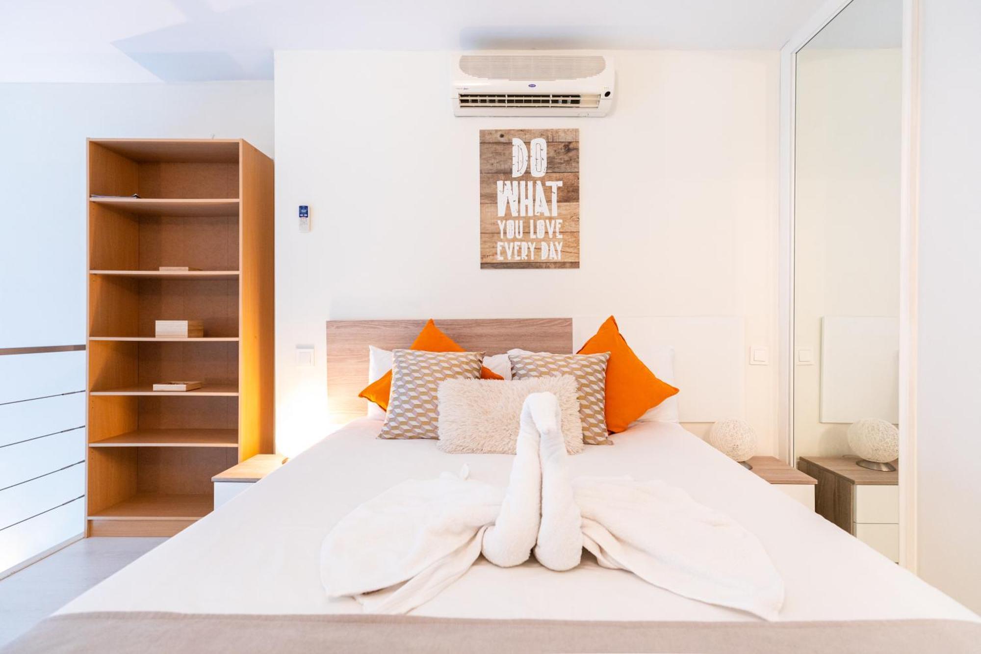 Oshun Sanchinarro Apartment Madrid Bagian luar foto
